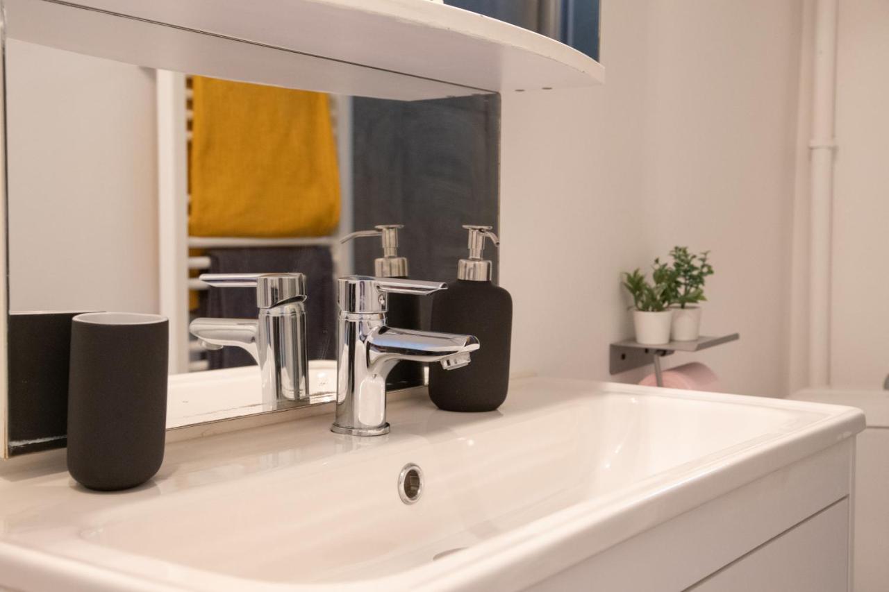 *Le Cosy* 3 Chambres Hypercentre - Parking - Wifi アヴィニョン エクステリア 写真